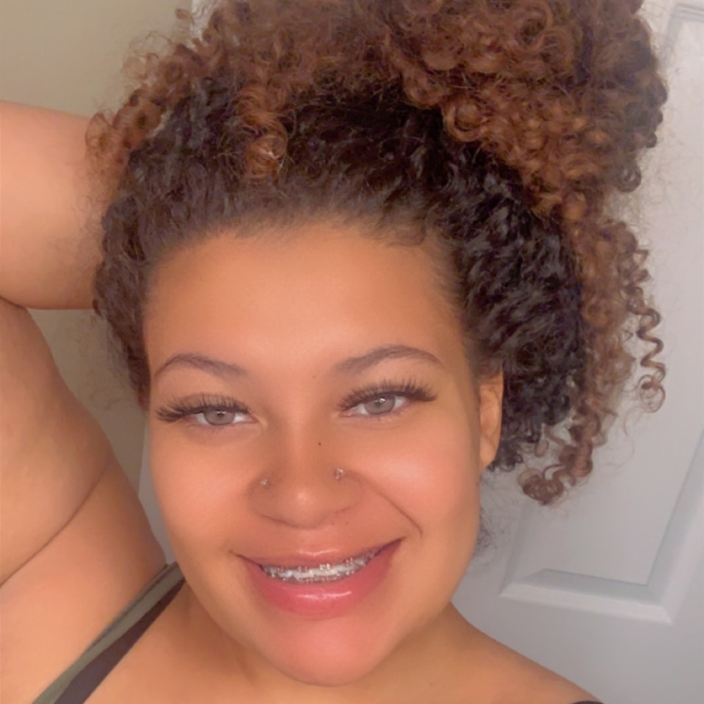 Meet your Posher, Ciera